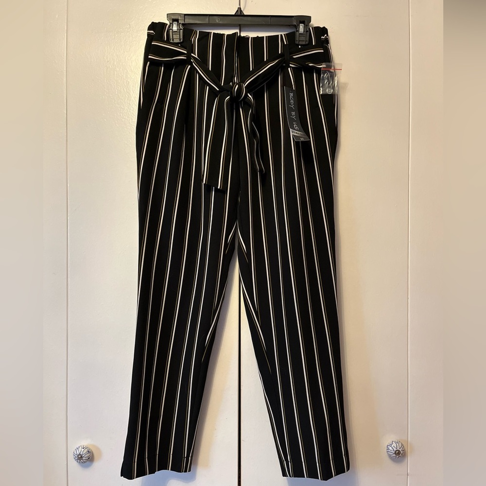 NWT Body By Us Stretch Tie Waist Pants